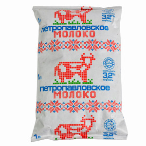 Молоко Петропавловское3.2 проц ТФА 1 Л